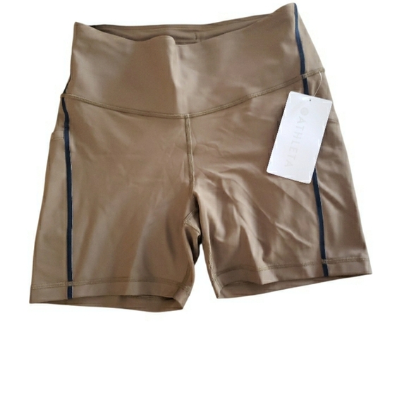 NWT Athleta Interval Stash Tipped 5" Shorts- M - Picture 3 of 6